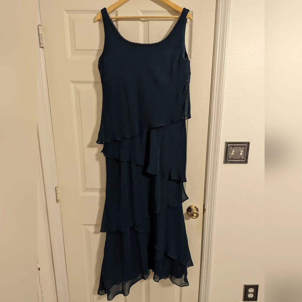 Jean De Lys Blue Dress sleeveless With asymmetrical hem size 18 (Read condition) - Picture 6 of 14